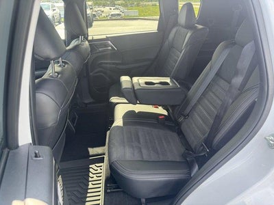2024 Mitsubishi Outlander SE Black Edition S-AWC
