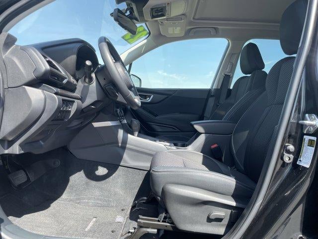 2023 Subaru Forester Premium CVT