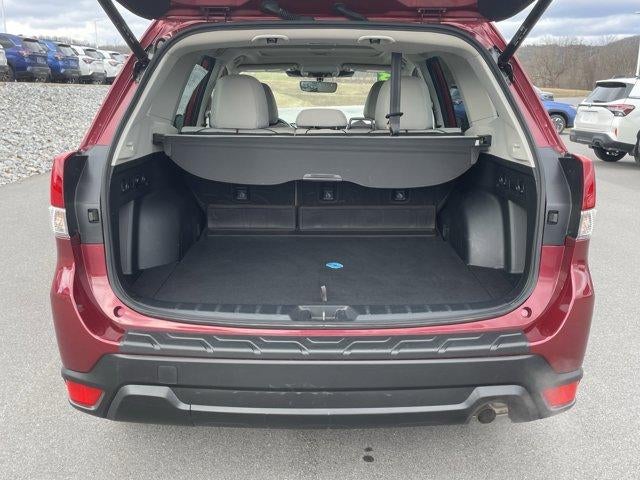 2023 Subaru Forester Premium CVT