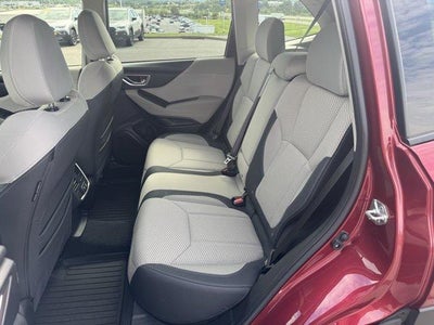 2022 Subaru Forester Premium CVT