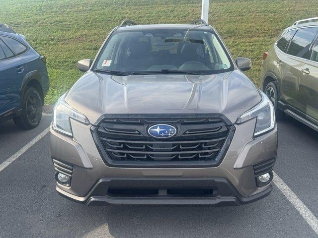 2023 Subaru Forester Premium CVT