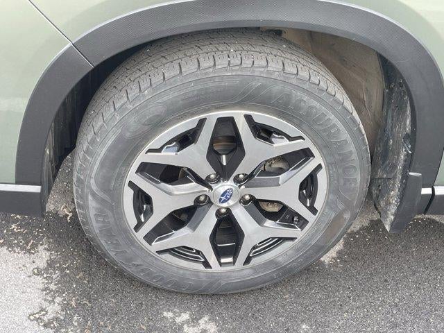 2020 Subaru Forester Premium CVT