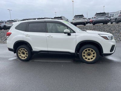 2020 Subaru Forester Premium CVT