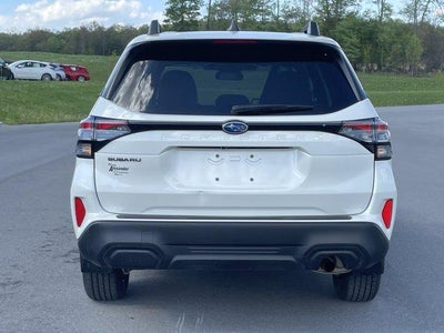 2025 Subaru Forester Premium AWD