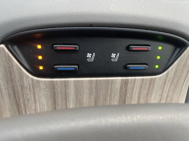 2021 Toyota Venza Limited AWD (GS)