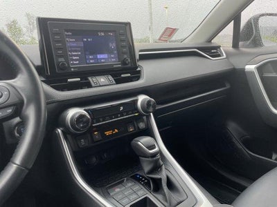 2022 Toyota RAV4 XLE Premium AWD (Natl)