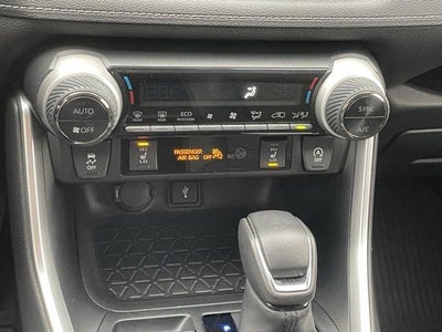 2022 Toyota RAV4 XLE Premium AWD (Natl)