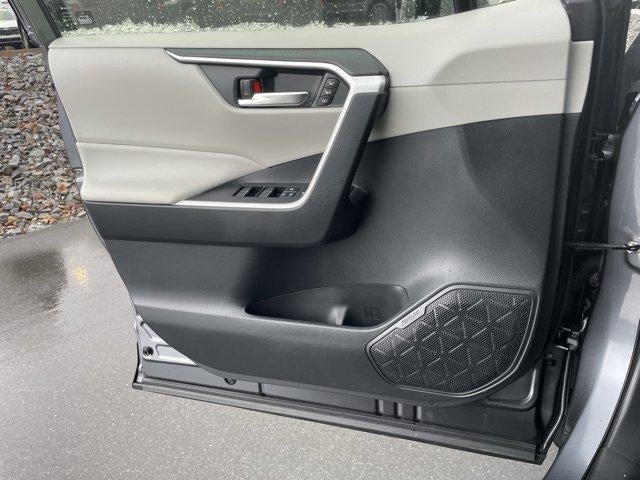 2023 Toyota RAV4 XLE Premium AWD (Natl)