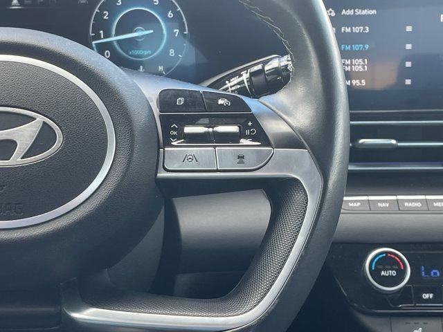 2024 Hyundai ELANTRA SEL IVT