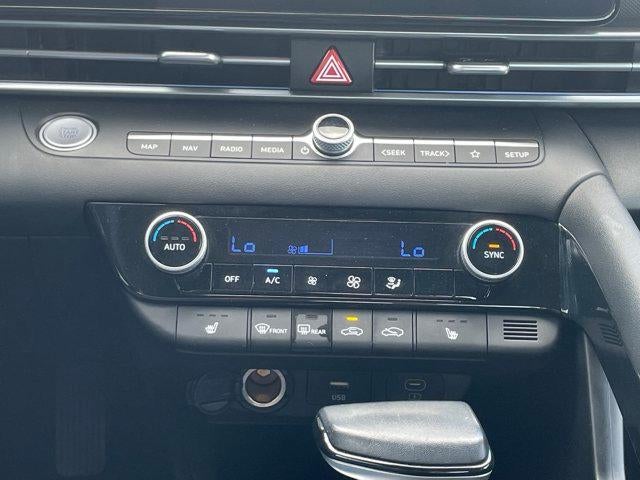 2024 Hyundai ELANTRA SEL IVT