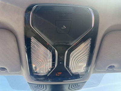 2022 BMW 740i xDrive Sedan