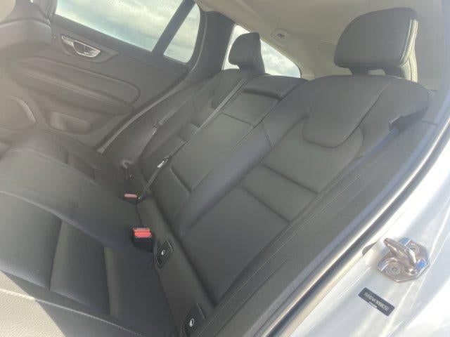 2022 Volvo V60 Cross Country T5 AWD