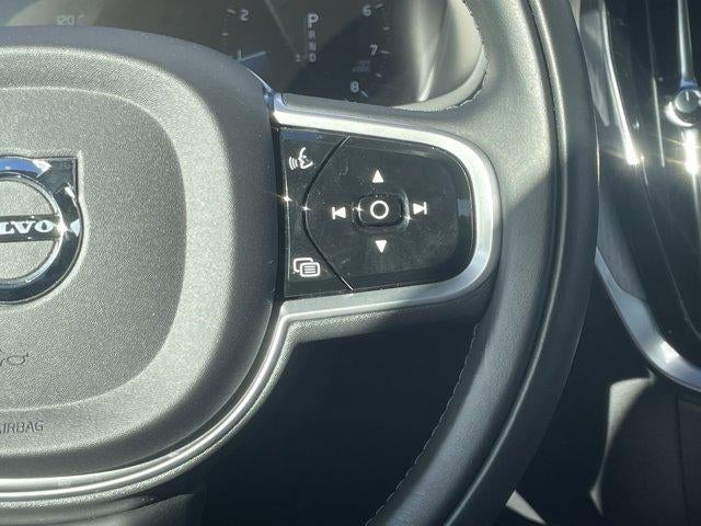 2022 Volvo V60 Cross Country T5 AWD