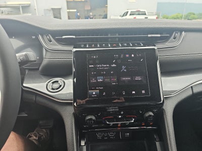 2023 Jeep Grand Cherokee Laredo 4x4
