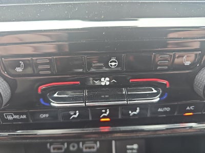 2023 Jeep Grand Cherokee Laredo 4x4