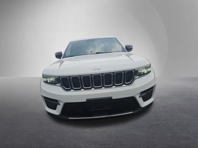 2023 Jeep Grand Cherokee Laredo 4x4