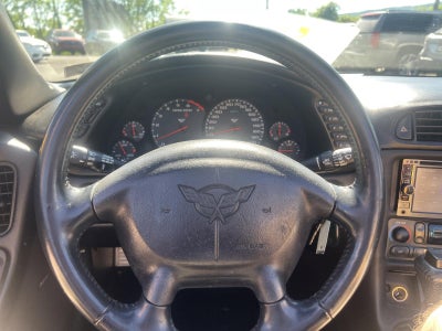 2004 Chevrolet Corvette Base