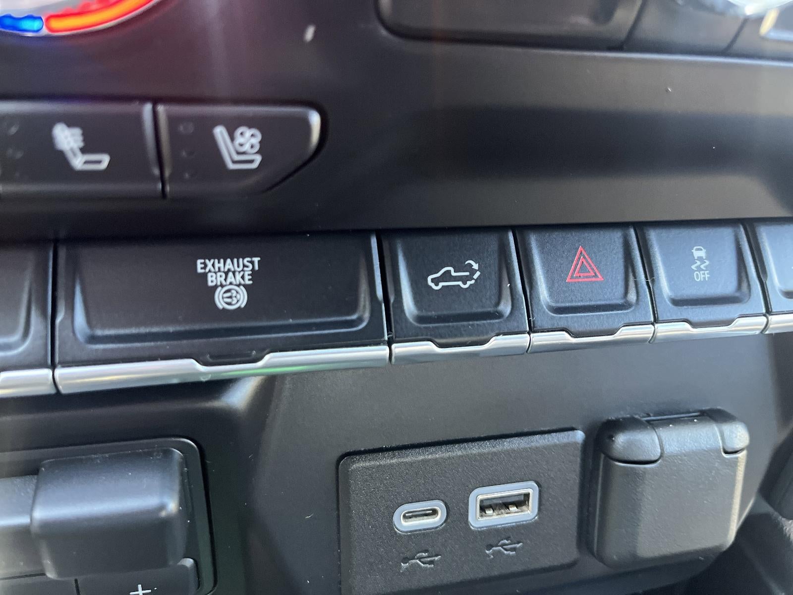 2020 GMC Sierra 2500 HD Crew Cab Standard Box 4-Wheel Drive AT4