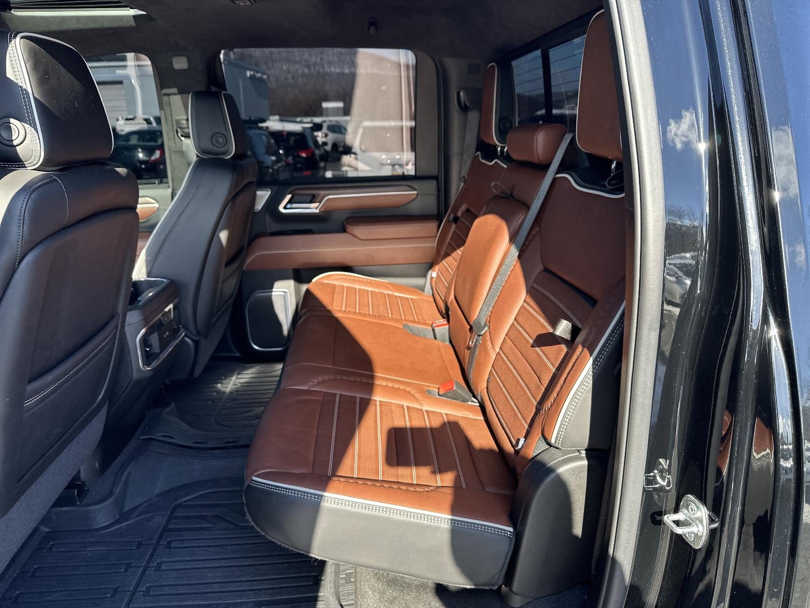 2025 GMC Sierra 2500 HD Crew Cab Standard Box 4-Wheel Drive Denali Ultimate