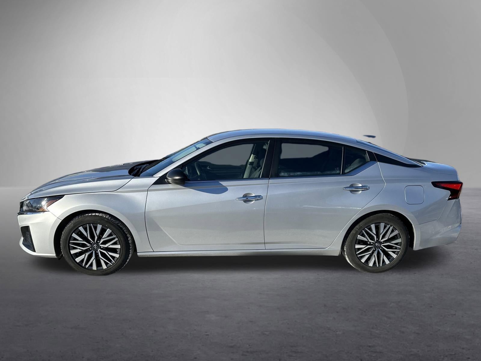 2024 Nissan Altima 2.5 SV Sedan