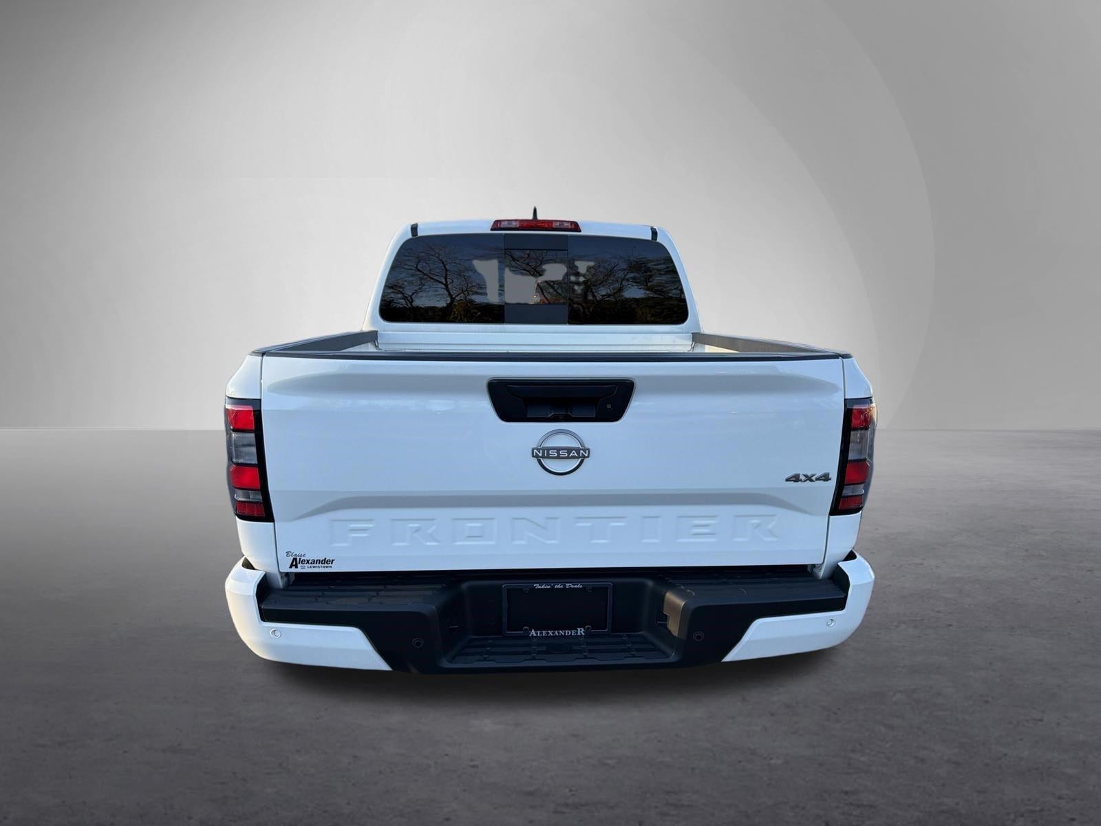2026 Nissan Frontier Crew Cab 4x4 SV