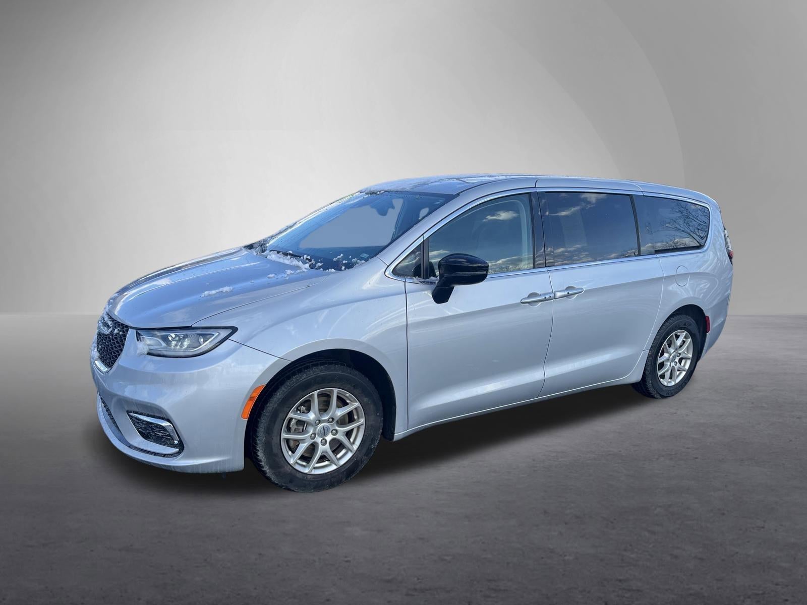 2024 Chrysler Pacifica Touring L FWD