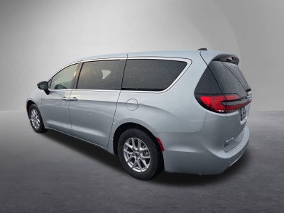 2024 Chrysler Pacifica Touring L FWD