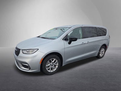 2024 Chrysler Pacifica Touring L FWD