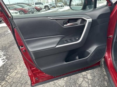 2021 Toyota RAV4 XLE AWD (Natl)