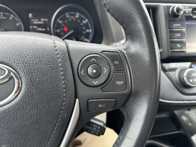2018 Toyota RAV4 XLE AWD (Natl)
