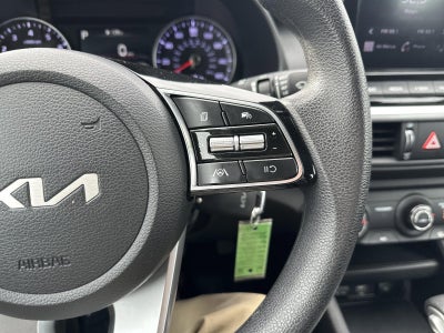 2024 Kia Forte LXS IVT