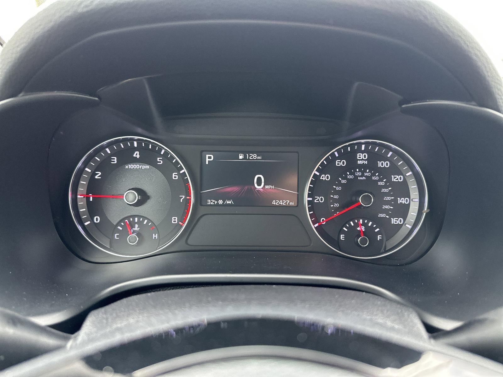 2024 Kia Forte LXS IVT