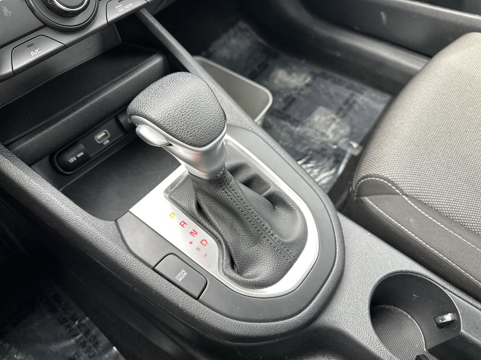 2024 Kia Forte LXS IVT