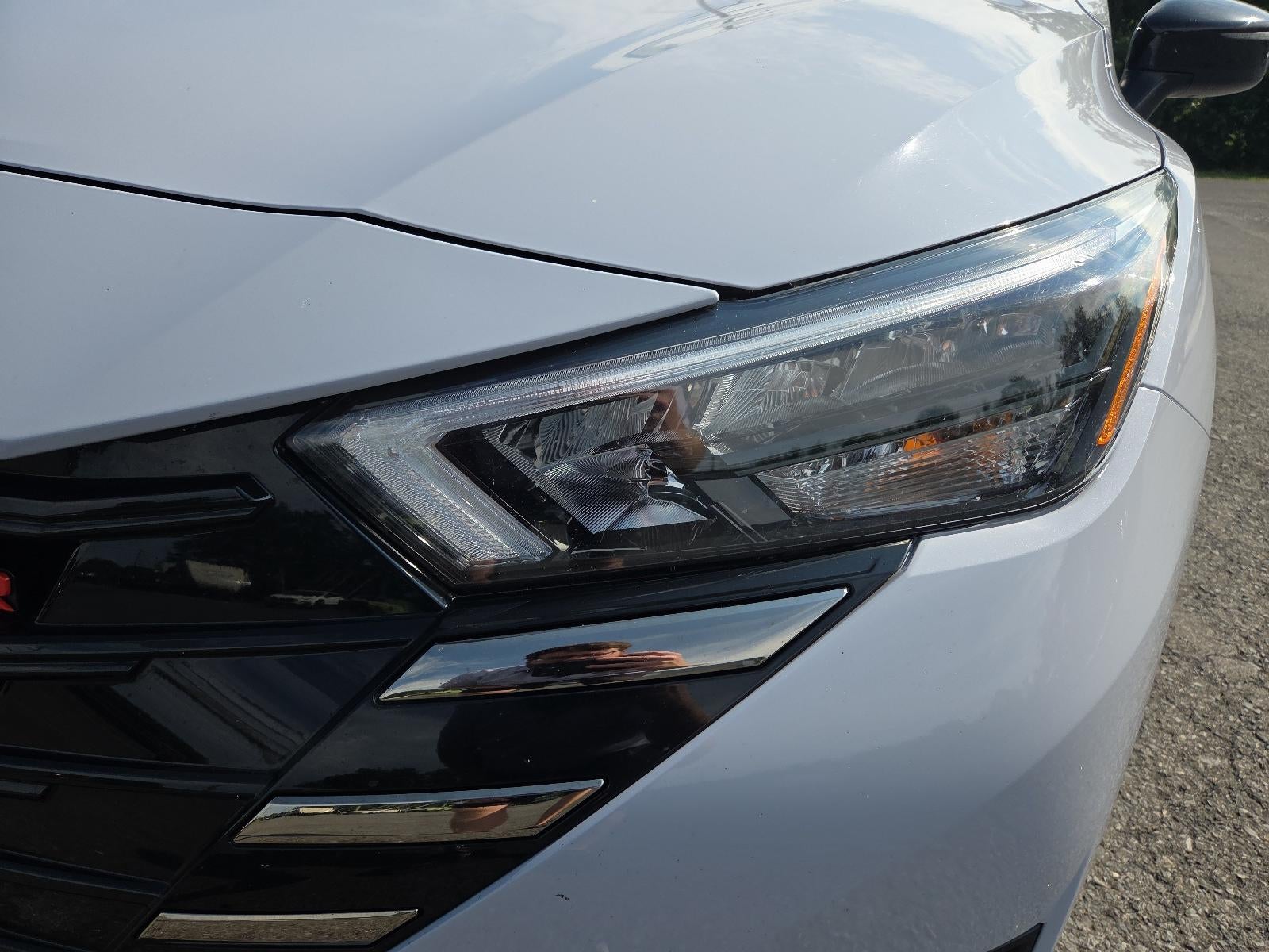 2024 Nissan Versa SR CVT