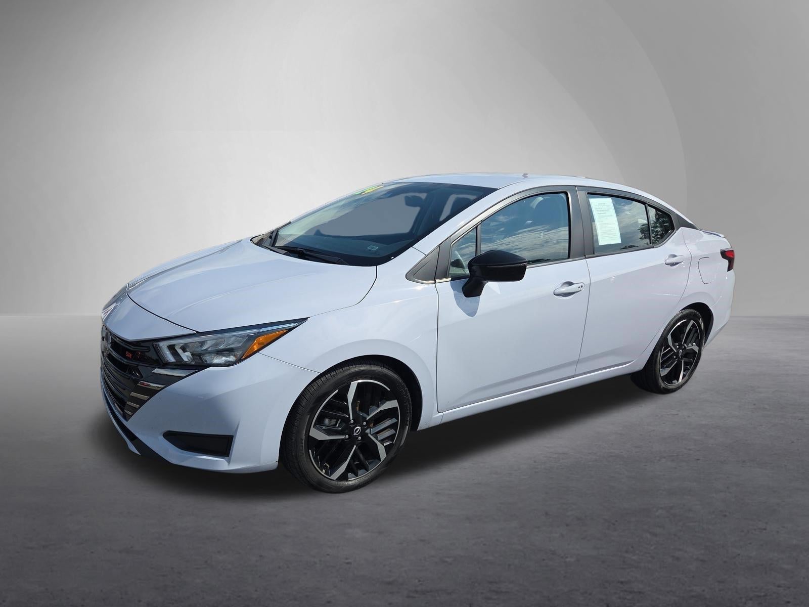 2024 Nissan Versa SR CVT