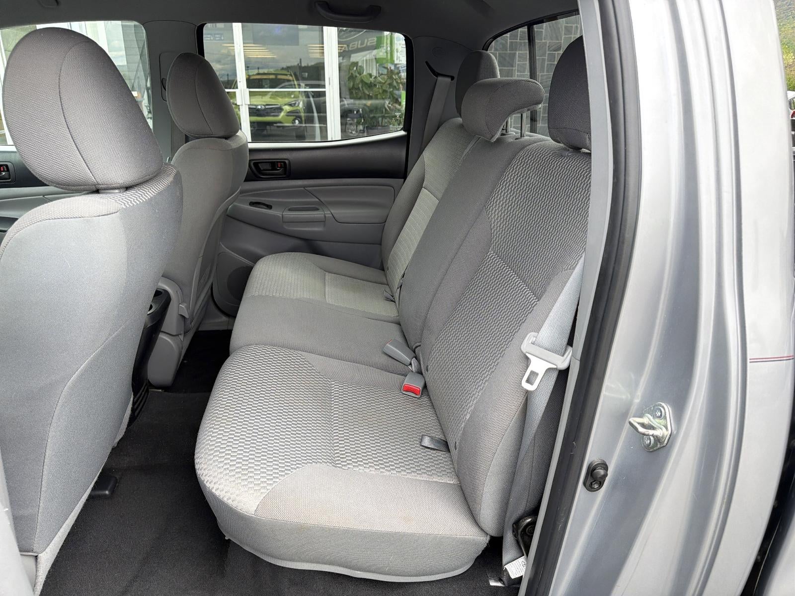 2015 Toyota Tacoma 4WD Double Cab Short Bed V6 Automatic (Natl)