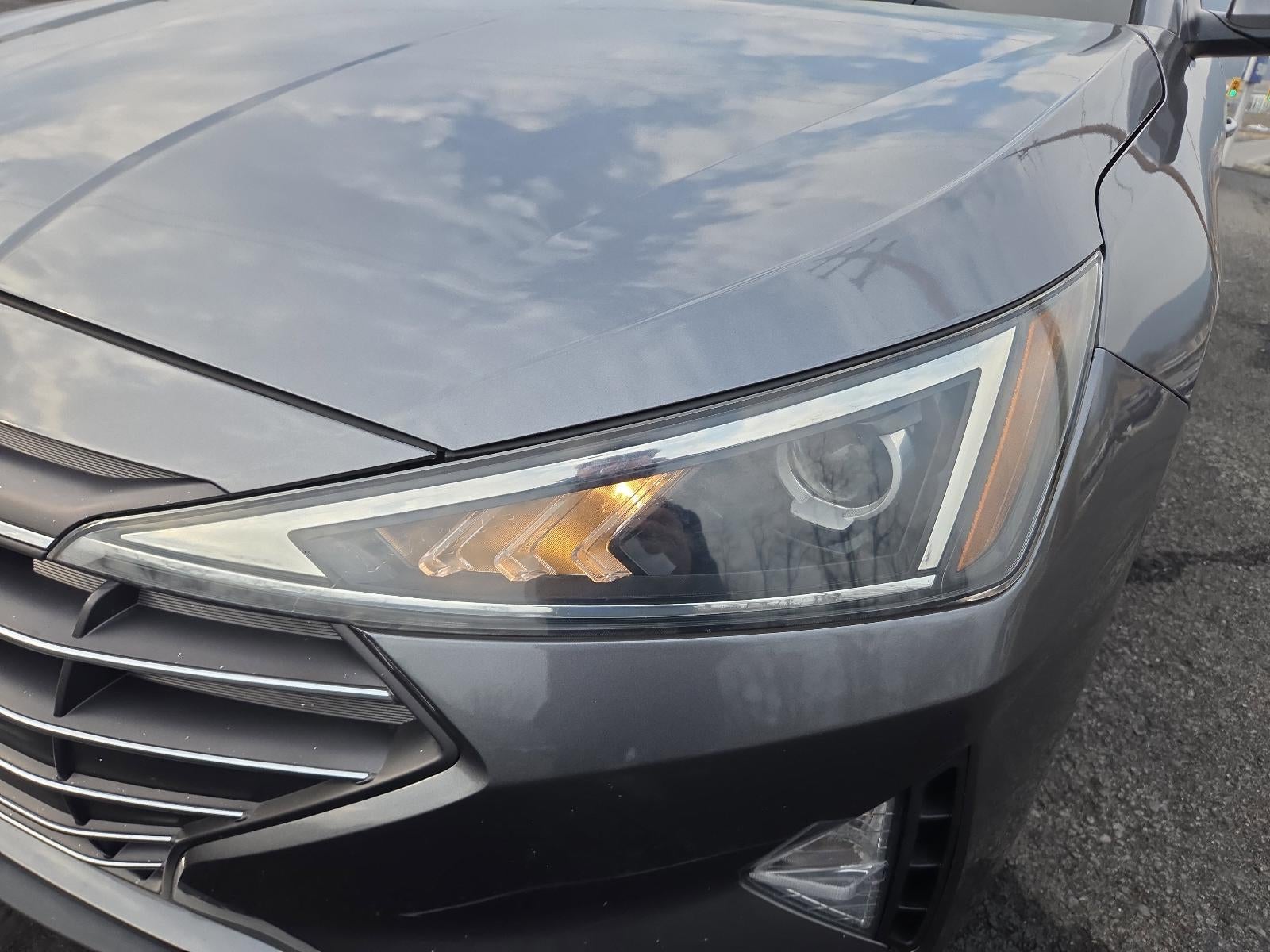 2019 Hyundai ELANTRA SEL Auto