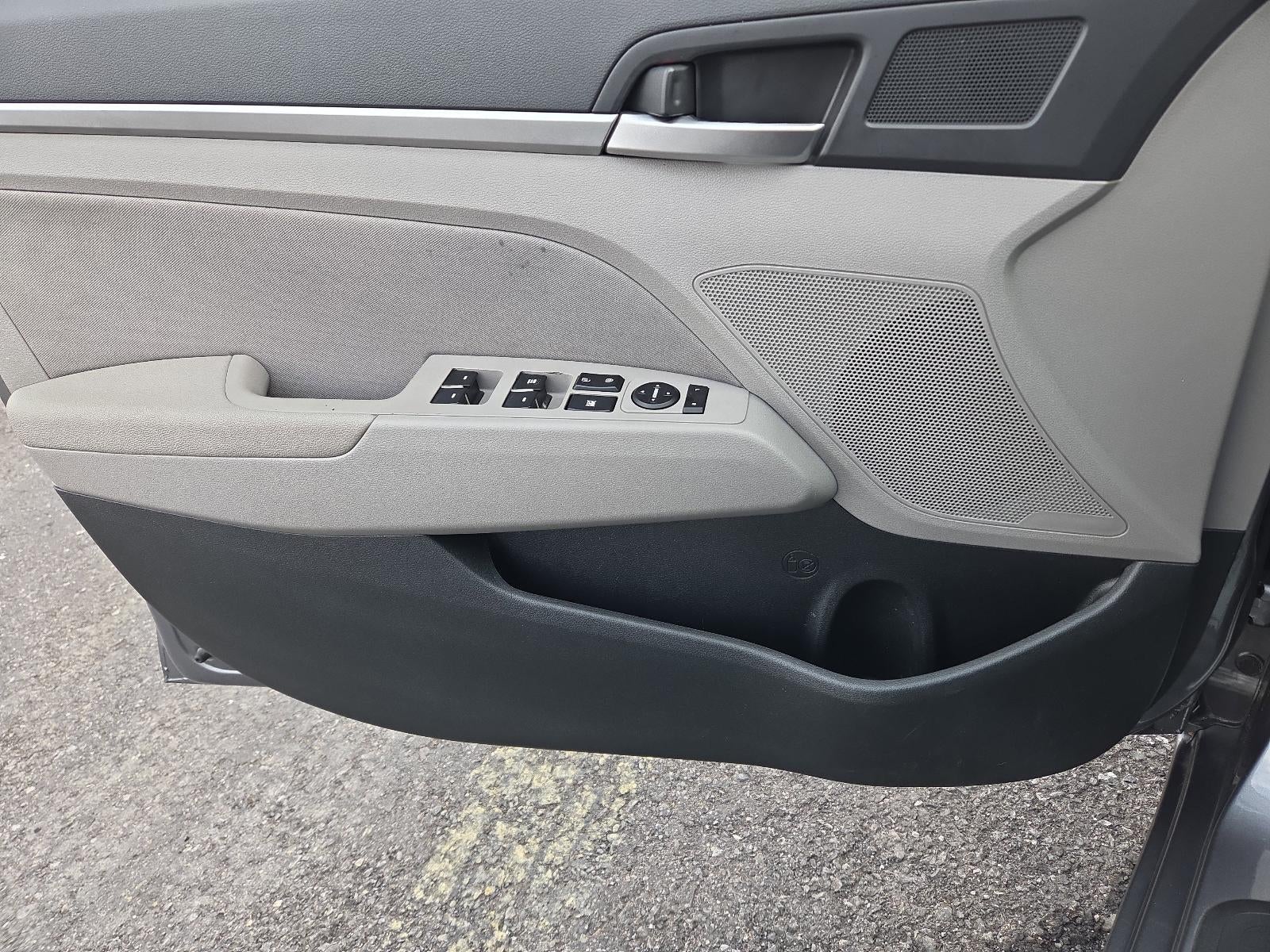 2019 Hyundai ELANTRA SEL Auto