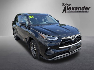 2021 Toyota Highlander XLE AWD (Natl)