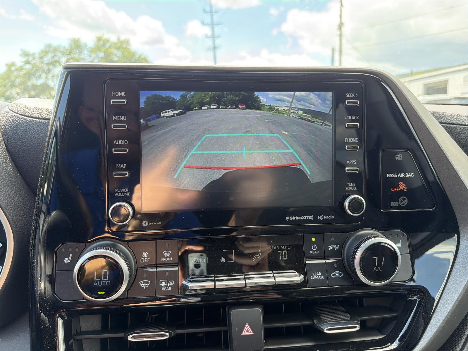2021 Toyota Highlander XLE AWD (Natl)