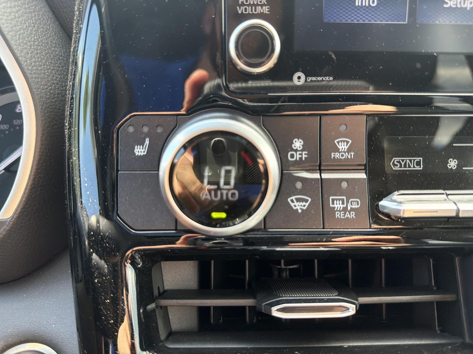 2021 Toyota Highlander XLE AWD (Natl)