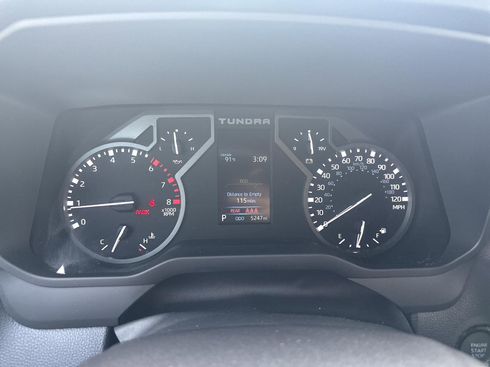 2025 Toyota Tundra 4WD 4WD SR5 CrewMax 5.5' Bed (SE)