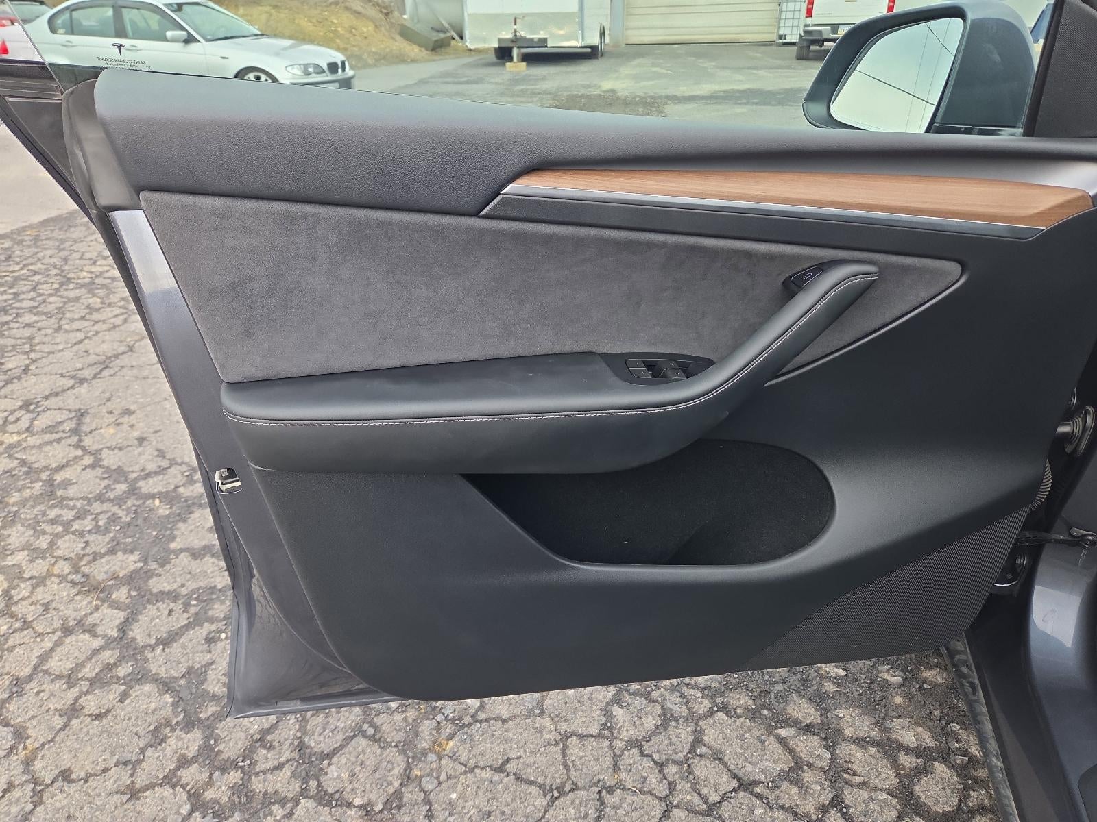 2023 Tesla Model Y Long Range AWD