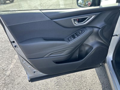 2023 Subaru Forester Premium CVT