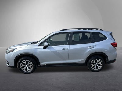 2023 Subaru Forester Premium CVT