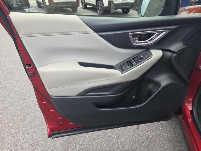 2023 Subaru Forester Premium CVT