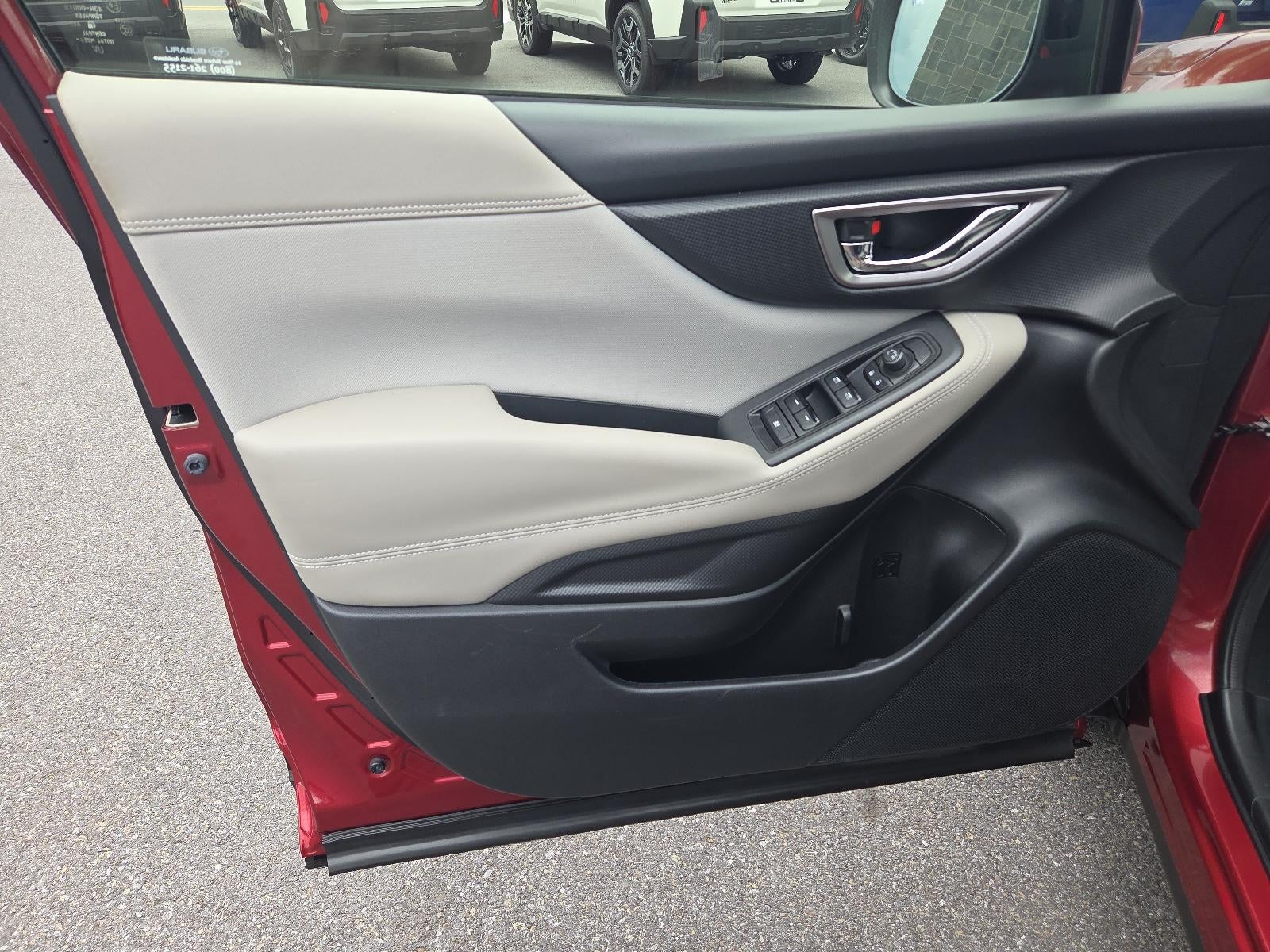 2023 Subaru Forester Premium CVT
