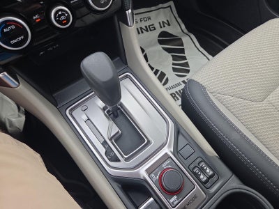 2023 Subaru Forester Premium CVT