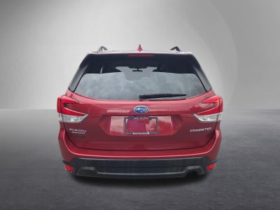 2023 Subaru Forester Premium CVT