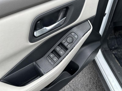 2024 Nissan Rogue AWD SV